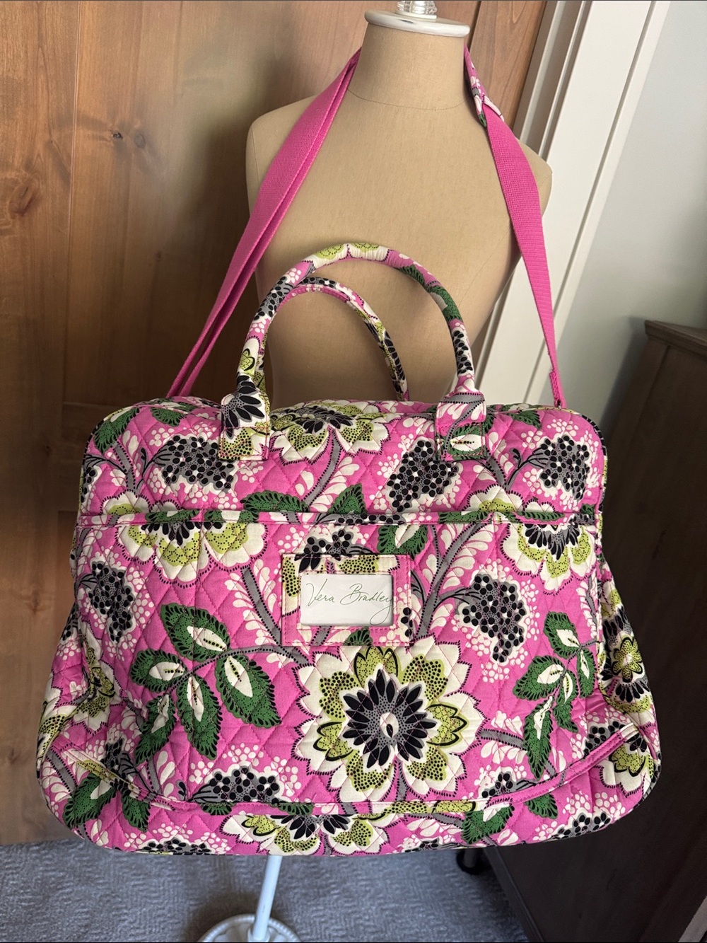 Vera Bradley large duffle bag carry on Weekender Pink Floral quilted Cotton